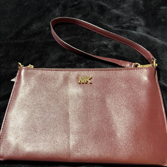 Michael Kors Medium Leather Oxblood Convertible Clutch Wristlet - Picture 3 of 11